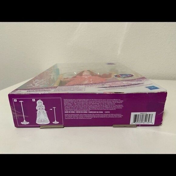 Disney Princess Royal Collection Deluxe Ariel Fashion Doll Hasbro NIB - Picture 9 of 9